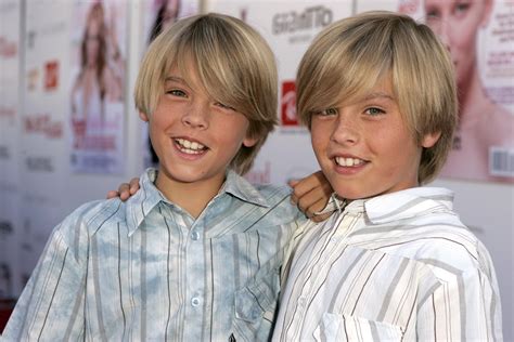 dylan and cole sprouse nude